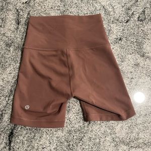 Lululemon Wonder Train Biker Shorts 6”